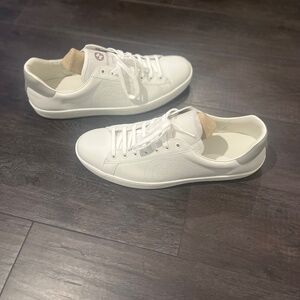 GUCCI - Mens Ace Metallic Silver Sneakers - Gucci Size 15